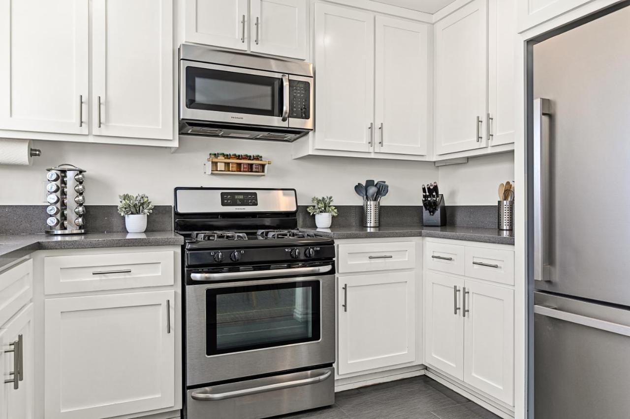 Apartment Spacious Coastal In A Colorful Community - Nrp22-00590 Long Beach