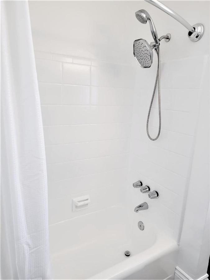 Apartment Spacious Coastal In A Colorful Community - Nrp22-00590 Long Beach